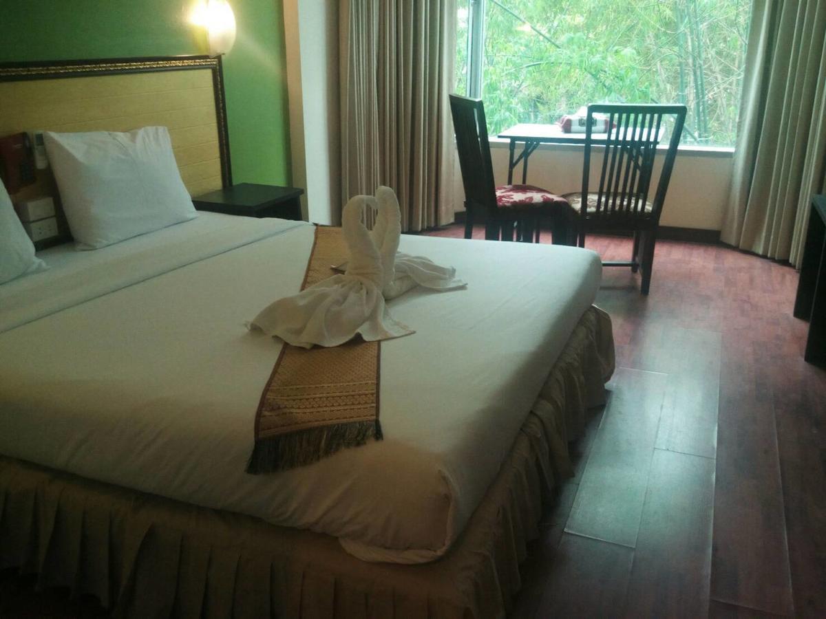 The Imperial Home Hotel Pak Kret Buitenkant foto